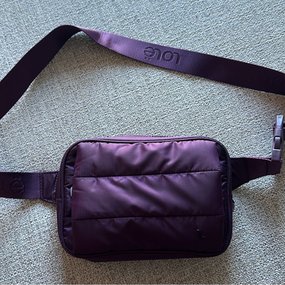 Lole hand warmer belt bag